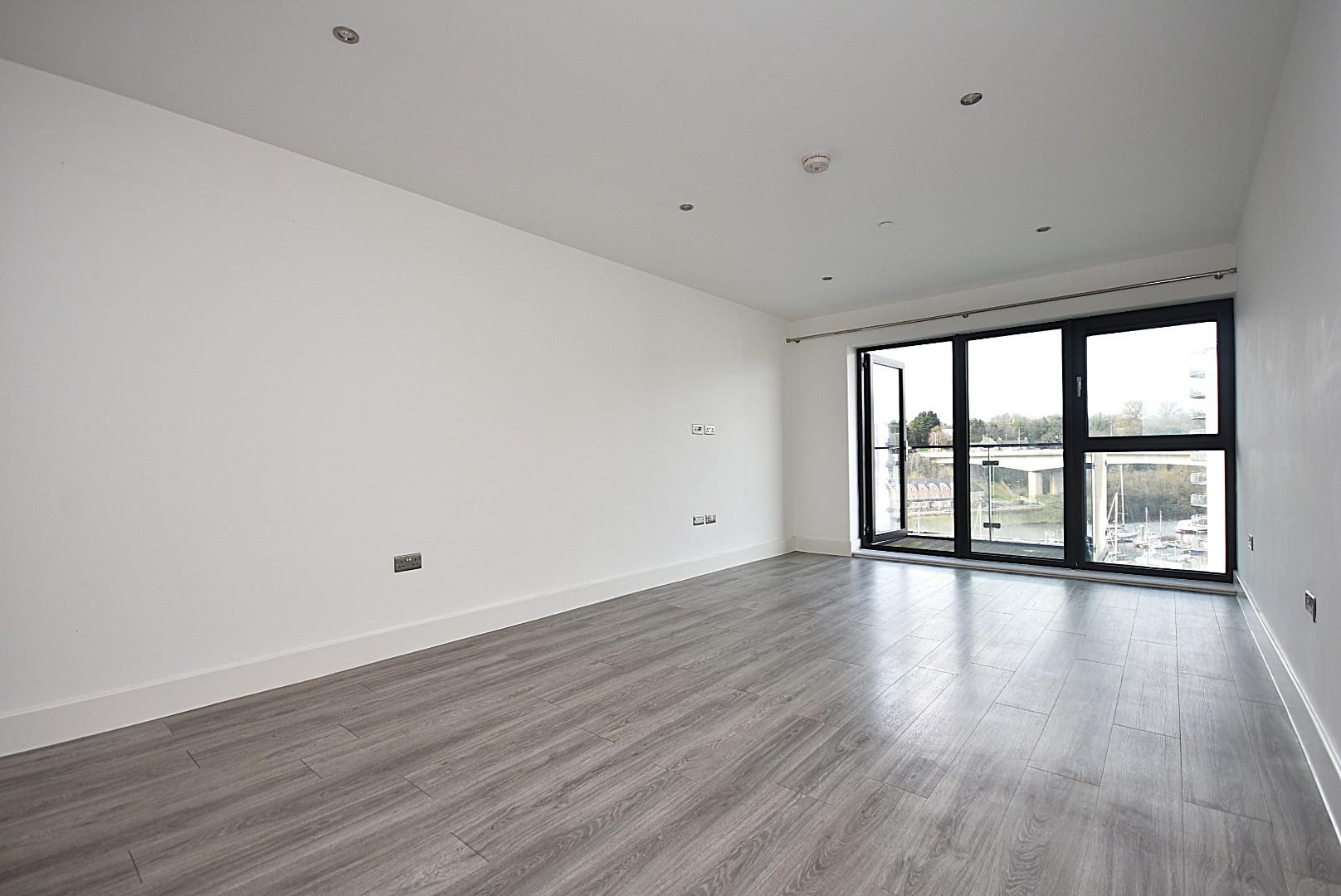 75 Bayscape, Watkiss Way, Cardiff, CF11 0TB